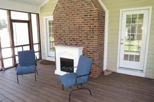 1290 Spring Valley Rd, Henderson, NC 27537 - Photo 37