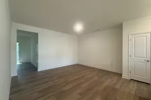 426 Channel Drop Dr, Clayton, NC 27520 - Photo 5