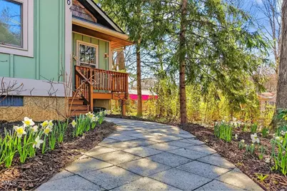 104 Hiawassee Avenue, Black Mountain, NC 28711 - Photo 1