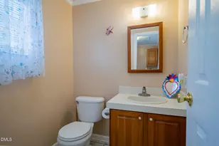 95 Roberts St, Pittsboro, NC 27312 - Photo 9