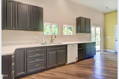 132 N State Street, Haw River, NC 27258 - Photo 7