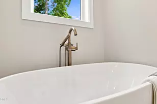 2923 Claremont Rd, Raleigh, NC 27608 - Photo 29