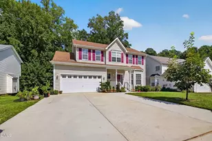 229 Tecumseh Ct, Cary, NC 27513 - Photo 3