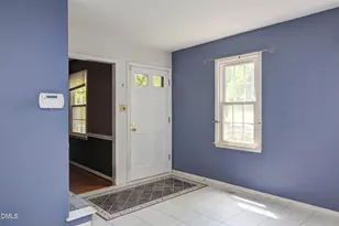 3308 Shaftsbury St, Durham, NC 27704 - Photo 5