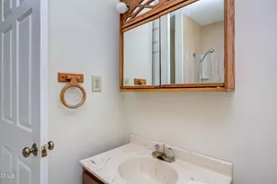3308 Shaftsbury St, Durham, NC 27704 - Photo 9