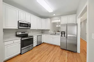 245 Hbr Crk Dr, Cary, NC 27511 - Photo 7