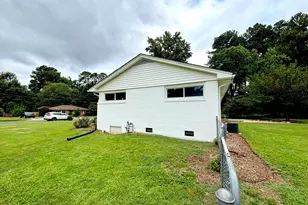 2324 Charlotte St, Durham, NC 27705 - Photo 3