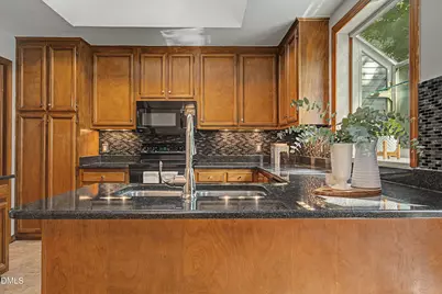 113 Tiercel Court, Cary, NC 27518 - Photo 9