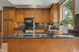 113 Tiercel Ct, Cary, NC 27518 - Photo 9