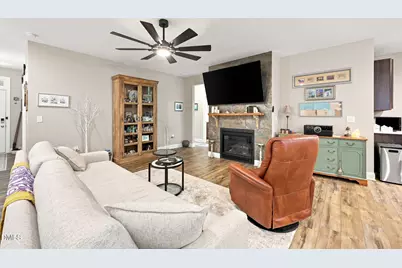 463 E Clydes Pt Way, Wendell, NC 27591 - Photo 9