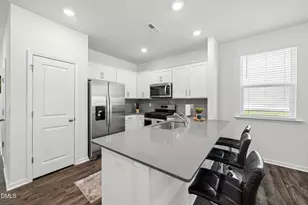 5229 Red Crimson Dr, Fuquay-Varina, NC 27592 - Photo 13