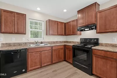 118 Volunteer Street, Garner, NC 27529 - Photo 9