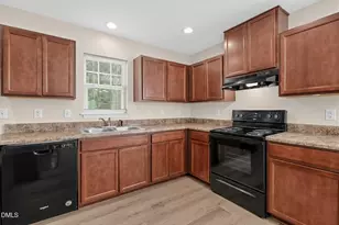 118 Volunteer St, Garner, NC 27529 - Photo 9