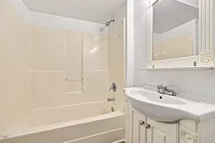 101 E Woodall St, Four Oaks, NC 27524 - Photo 13