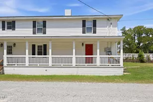 101 E Woodall St, Four Oaks, NC 27524 - Photo 1
