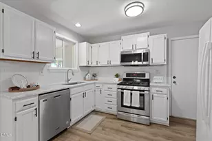 216 Trillingham Ln, Cary, NC 27513 - Photo 13