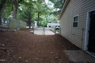 1208 Seabrook Rd, Raleigh, NC 27610 - Photo 15