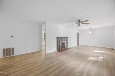 737 Lakeview Drive, Henderson, NC 27536 - Photo 5
