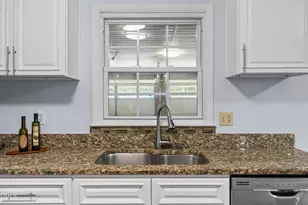 1208 Hatch Rd, Chapel Hill, NC 27516 - Photo 11