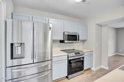 809 Elkhart Drive, Raleigh, NC 27610 - Photo 9
