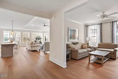 10530 Sablewood Drive #215, Raleigh, NC 27617 - Photo 5