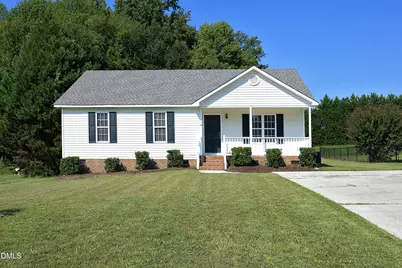 118 McKenzie Circle, Clayton, NC 27520 - Photo 1