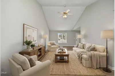 118 McKenzie Circle, Clayton, NC 27520 - Photo 5