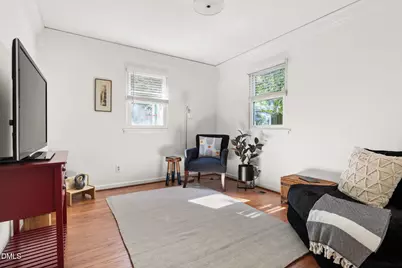 107 N Hillsborough Avenue, Hillsborough, NC 27278 - Photo 19
