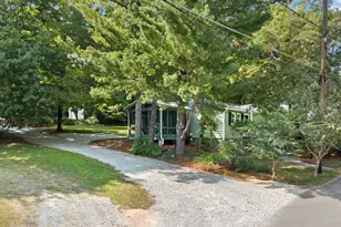 107 N Hillsborough Ave, Hillsborough, NC 27278 - Photo 33