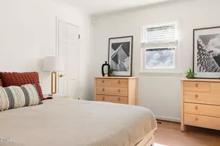 107 N Hillsborough Ave, Hillsborough, NC 27278 - Photo 17