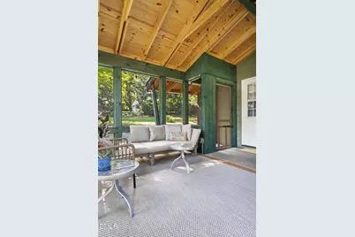 107 N Hillsborough Avenue, Hillsborough, NC 27278 - Photo 23