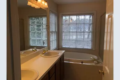 1005 New Dover Road, Apex, NC 27502 - Photo 9