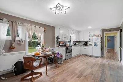 513 W 1st Street, Kenly, NC 27542 - Photo 9