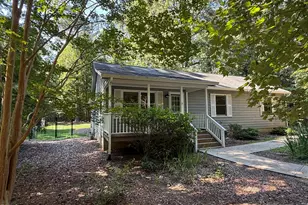 137 B Windsor Cir, Chapel Hill, NC 27516 - Photo 19
