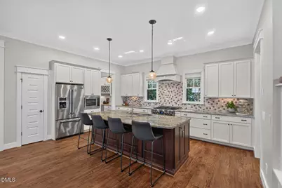 305 E Winmore Avenue, Chapel Hill, NC 27516 - Photo 11