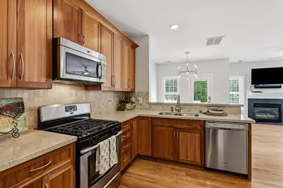 8320 Hempshire Place #Unit 106, Raleigh, NC 27613 - Photo 11