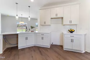 1585 Eastbay Dr, Fayetteville, NC 28312 - Photo 3