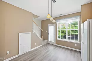5311 Crescentview Pkwy, Raleigh, NC 27606 - Photo 9