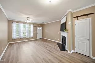 5311 Crescentview Pkwy, Raleigh, NC 27606 - Photo 5