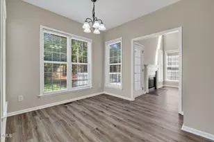2525 Trailwood Hills Dr, Raleigh, NC 27603 - Photo 15