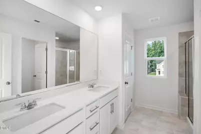 1562 Maple Br Circle, Graham, NC 27253 - Photo 11