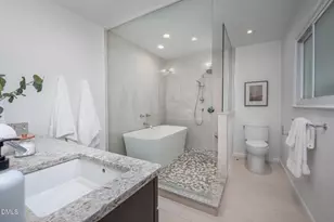 508 Hawthorne Ln, Chapel Hill, NC 27517 - Photo 15