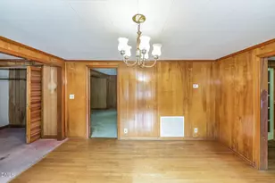 408 Walker St, Roxboro, NC 27573 - Photo 7