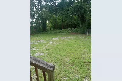 215 N Hoover Road, Durham, NC 27703 - Photo 5