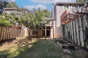 704 Green Ridge Dr, Raleigh, NC 27609 - Photo 5