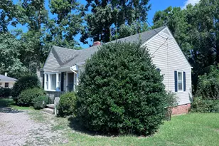 1028 Dabney Dr, Henderson, NC 27536 - Photo 5