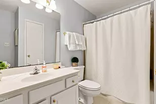 1061 Wirewood Dr, Raleigh, NC 27605 - Photo 31