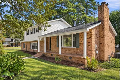 1201 S Crescent Drive, Smithfield, NC 27577 - Photo 3