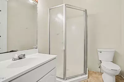 202 N Green Street, Selma, NC 27576 - Photo 23