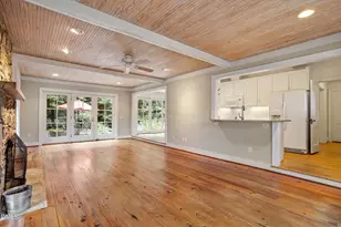 2617 London Dr, Raleigh, NC 27608 - Photo 5
